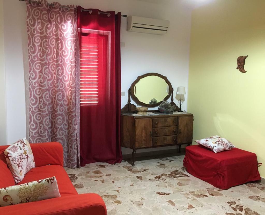 Bed&Breakfast La Casetta SantʼAlessio Siculo Exteriör bild